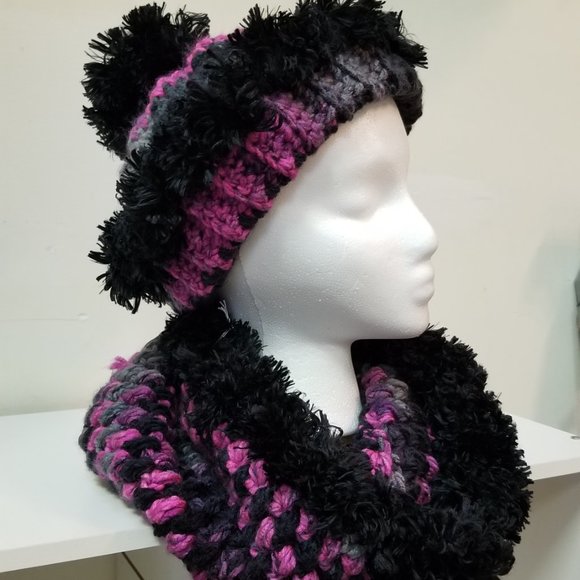 Faux fur trimmed Earwarmers, hats. infinity scarf - Picture 11 of 12